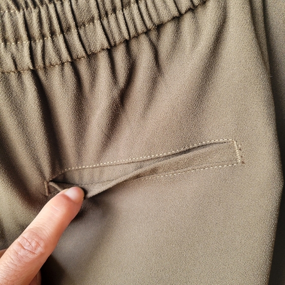 Express NWT Military Green Mid Rise Ankle Joggers Women’s Size XS - Picture 5 of 11